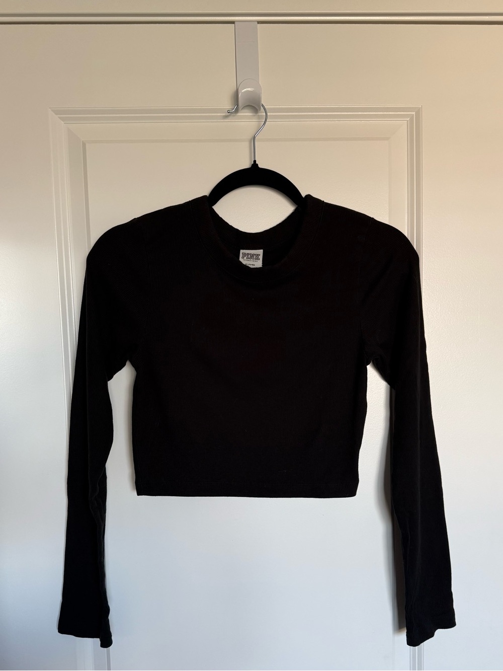 Victoria’s Secret PINK Black Long Sleeve Crop Top